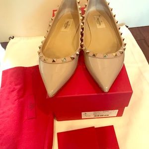 Valentino Rockstud Ballerinas Poudre Color (nude)